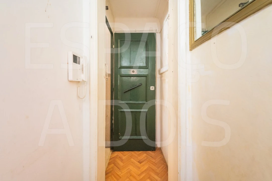 Apartamento para Venda em Alvalade Foto 2