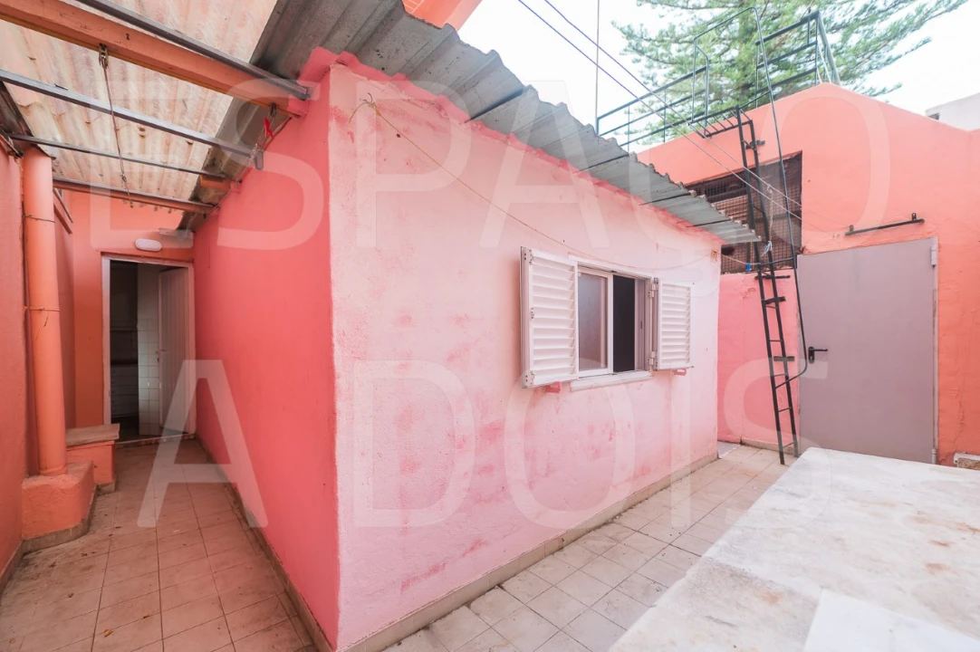 Apartamento para Venda em Alvalade Foto 10