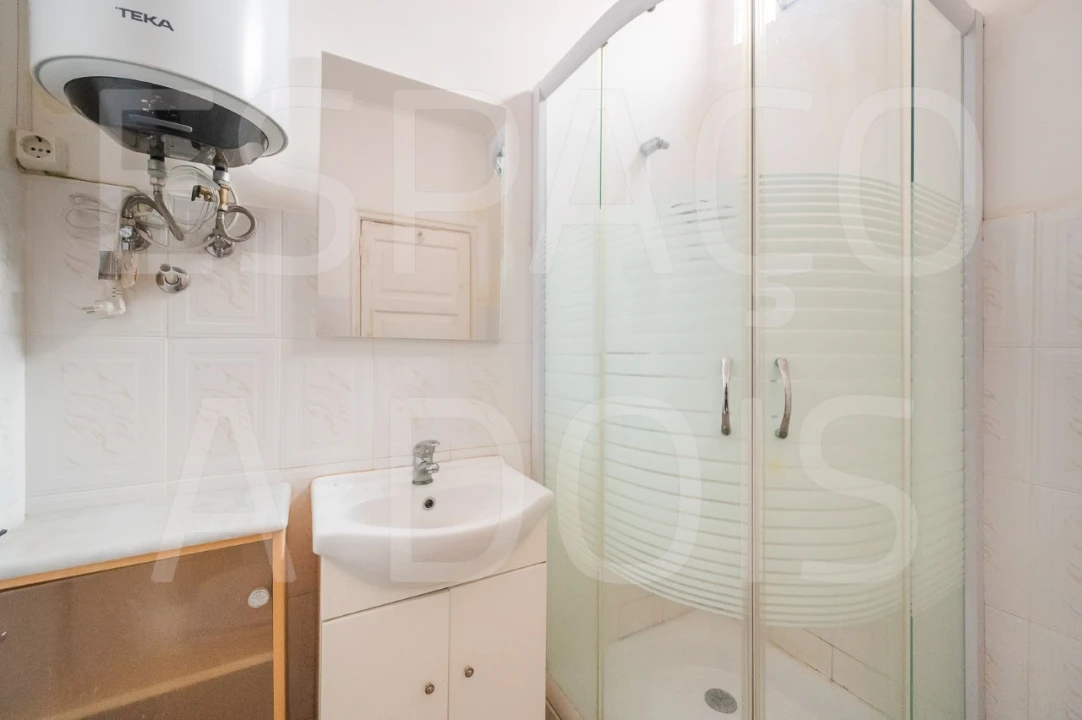 Apartamento para Venda em Alvalade Foto 23