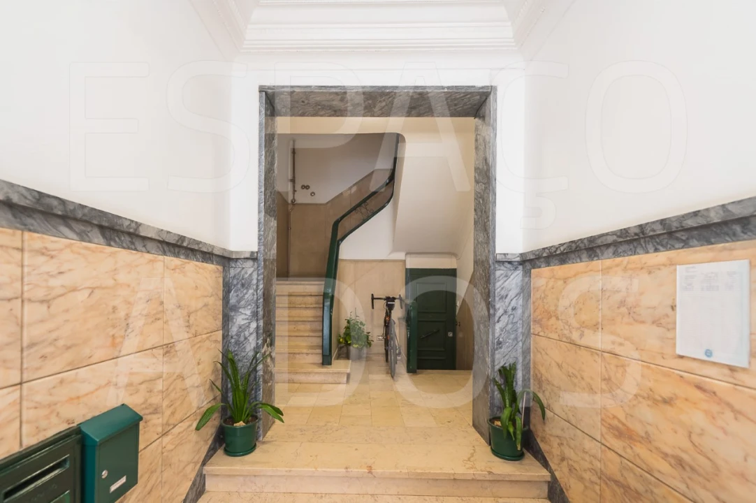 Apartamento para Venda em Alvalade Foto 27