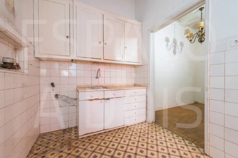 Apartamento para Venda em Alvalade Foto 5