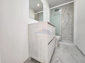 Apartamento T2 para Venda em Falagueira-Venda Nova