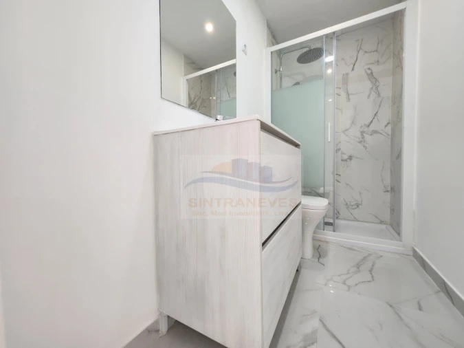 Apartamento T2 para Venda em Falagueira-Venda Nova Foto 5