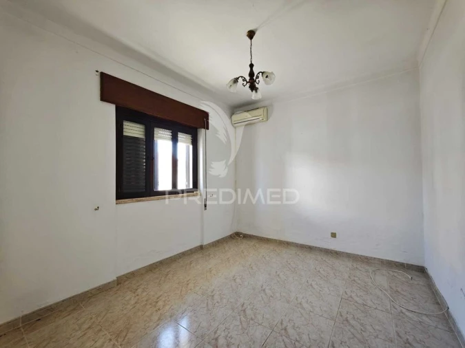 Moradia T3 para Venda em Santo Estêvão Foto 7