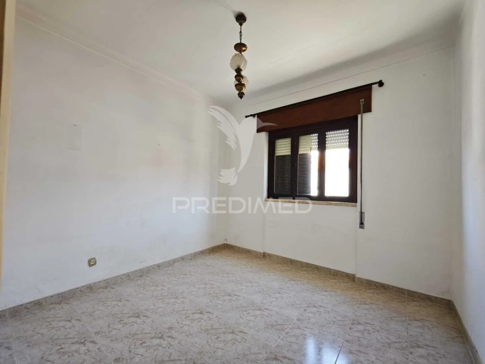 Moradia T3 para Venda em Santo Estêvão Foto 11