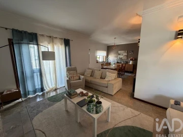 Apartamento T5 para Venda em Mafamude e Vilar do Paraíso