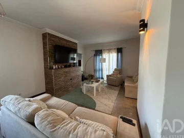 Apartamento T5 para Venda em Mafamude e Vilar do Paraíso