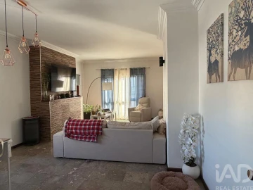Apartamento T5 para Venda em Mafamude e Vilar do Paraíso