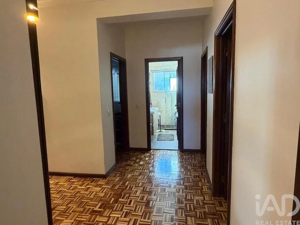 Apartamento T5 para Venda em Mafamude e Vilar do Paraíso Foto 21