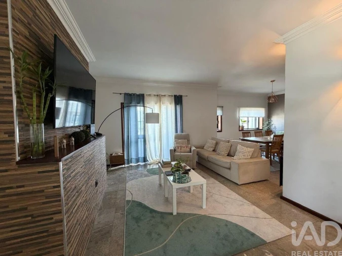 Apartamento T5 para Venda em Mafamude e Vilar do Paraíso Foto 8