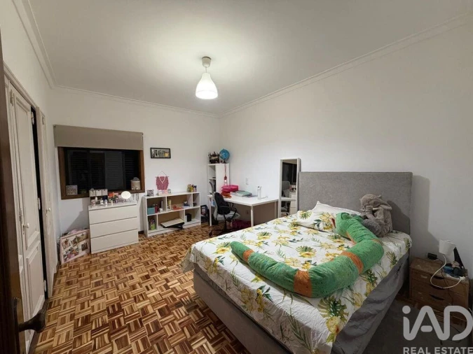 Apartamento T5 para Venda em Mafamude e Vilar do Paraíso Foto 13
