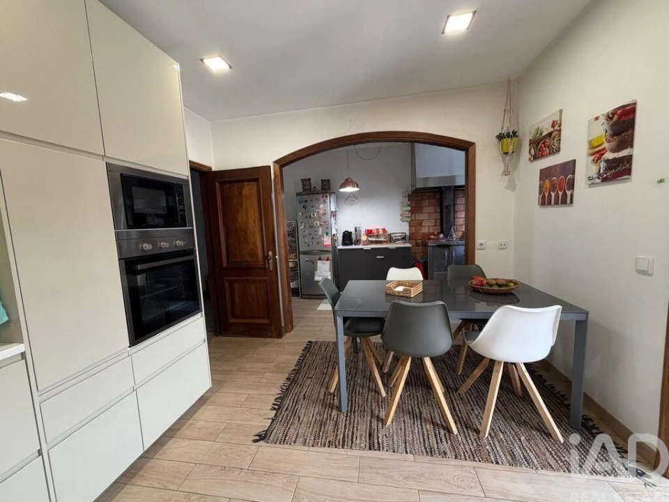 Apartamento T5 para Venda em Mafamude e Vilar do Paraíso Foto 12