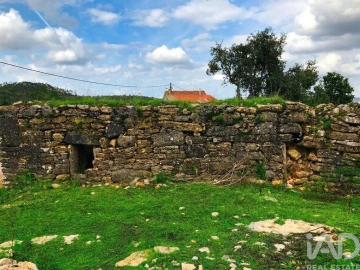 Terreno para Venda em Chãos