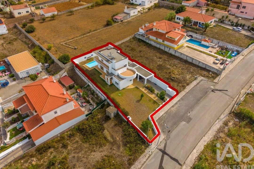 Moradia T3 para Venda em Santa Maria, São Pedro e Sobral da Lagoa Foto 17