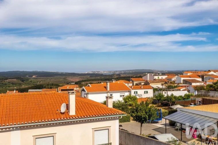 Moradia T3 para Venda em Santa Maria, São Pedro e Sobral da Lagoa Foto 34
