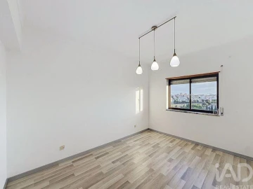 Apartamento T4 para Venda em Setubal (São Sebastião)