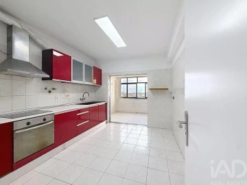 Apartamento T4 para Venda em Setubal (São Sebastião)