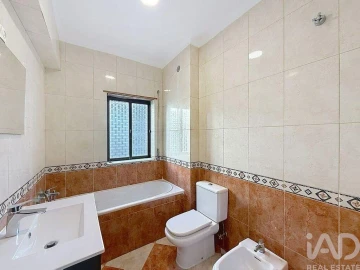 Apartamento T4 para Venda em Setubal (São Sebastião)