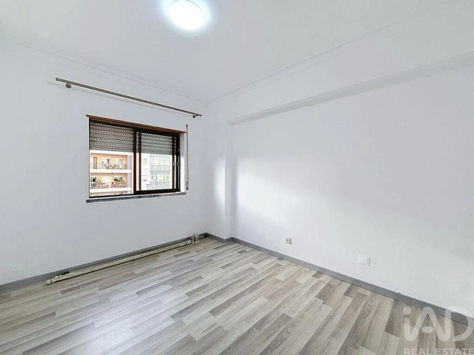 Apartamento T4 para Venda em Setubal (São Sebastião) Foto 34