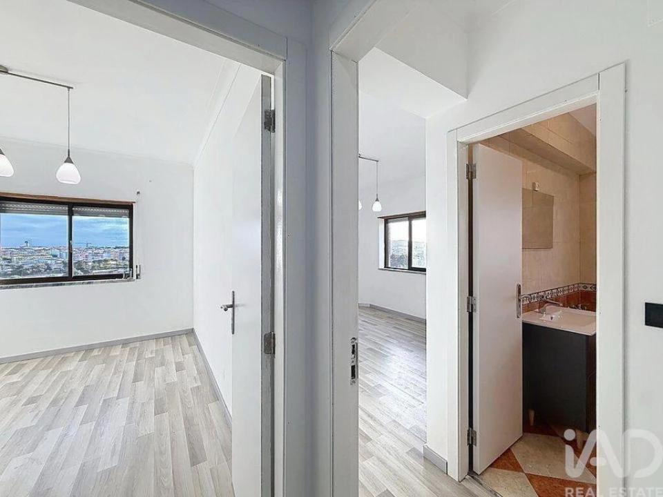 Apartamento T4 para Venda em Setubal (São Sebastião) Foto 16