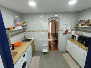 Moradia T4 para Venda em Assunção, Ajuda, Salvador e Santo Ildefonso