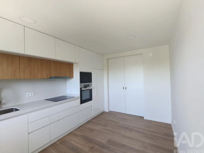 Apartamento T3 para Venda em Romeira e Várzea Foto 3