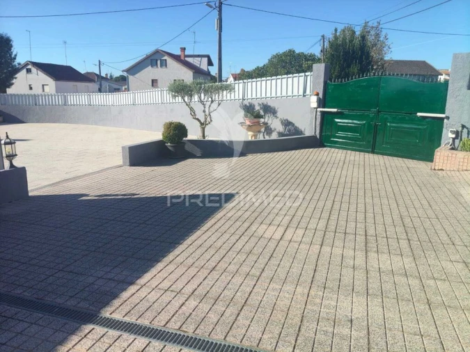 Moradia T6 para Venda em Vilar Formoso Foto 3