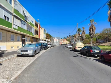 Garagem para Venda em Caparica e Trafaria