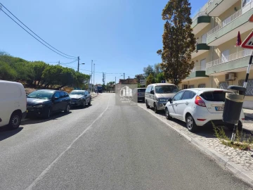 Garagem para Venda em Caparica e Trafaria