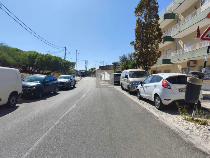 Garagem para Venda em Caparica e Trafaria Foto 9