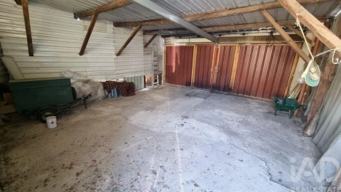 Prédio para Venda em Rapa e Cadafaz