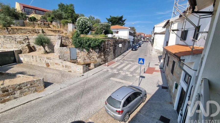 Prédio para Venda em Rapa e Cadafaz Foto 10