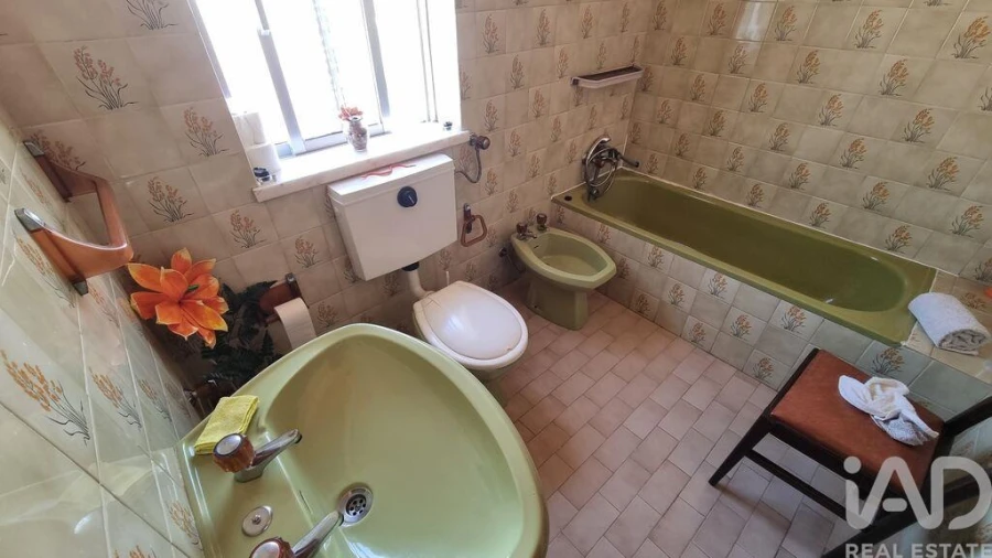 Prédio para Venda em Rapa e Cadafaz Foto 29