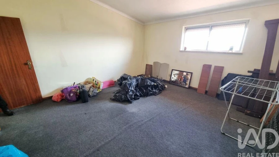 Prédio para Venda em Rapa e Cadafaz Foto 34