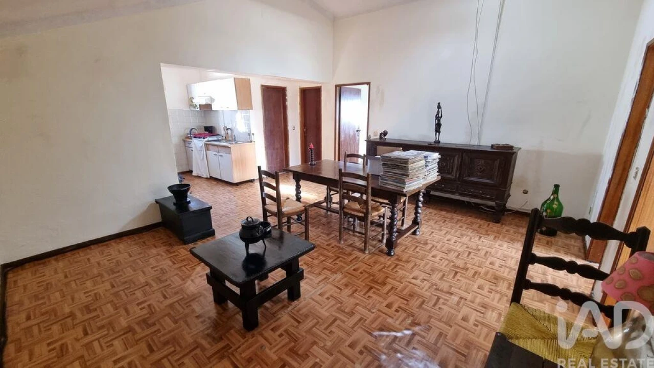 Prédio para Venda em Rapa e Cadafaz Foto 30