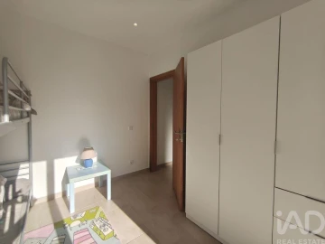 Moradia T2 para Venda em Santa Barbara de Nexe