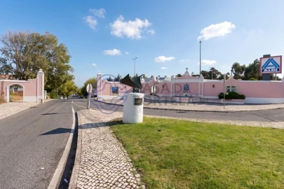 Moradia T5 para Venda em São João das Lampas e Terrugem