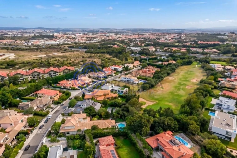 Moradia T5 para Venda em São João das Lampas e Terrugem Foto 26