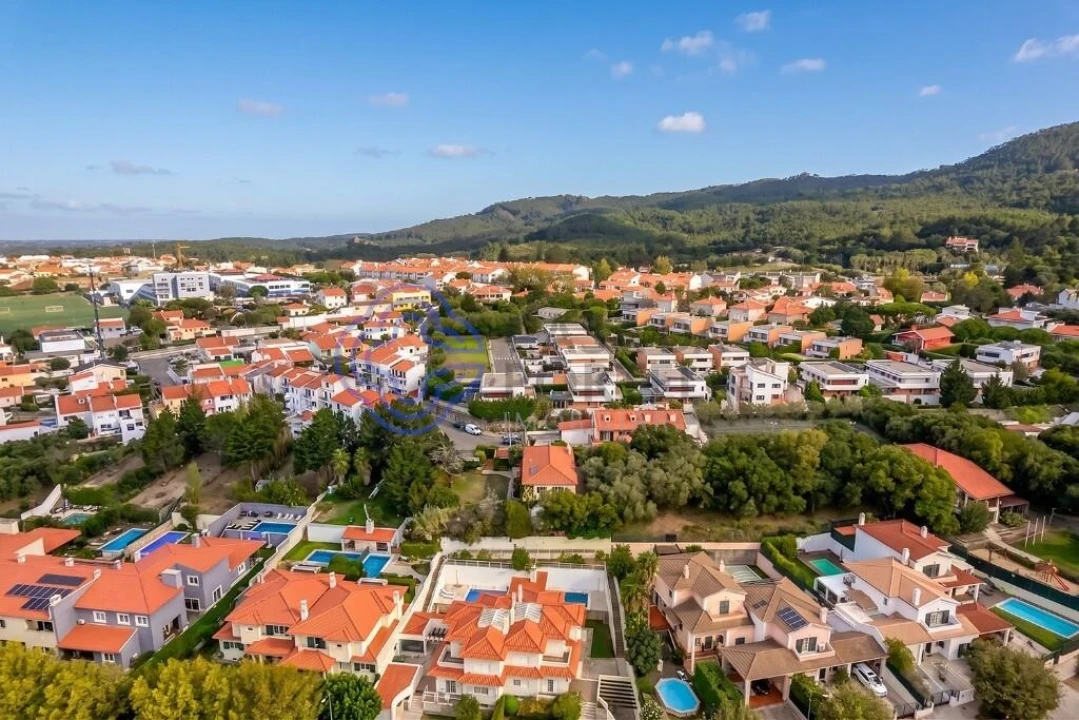 Moradia T5 para Venda em São João das Lampas e Terrugem Foto 24