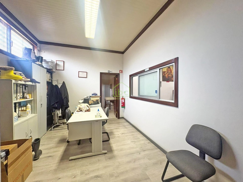 Armazém para Venda em Junqueira Foto 7