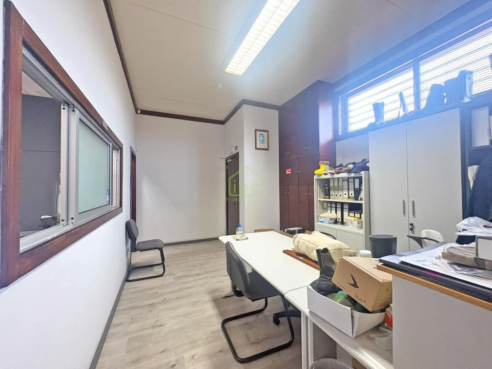 Armazém para Venda em Junqueira Foto 21