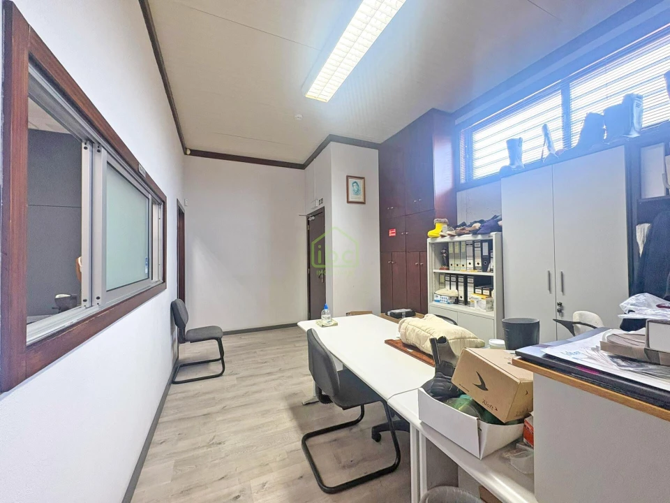 Armazém para Venda em Junqueira Foto 20