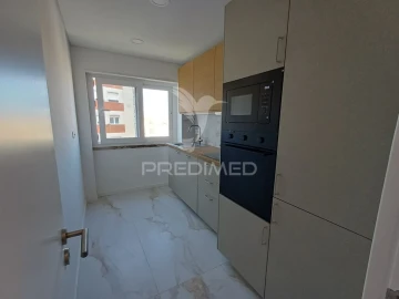 Apartamento T1 para Venda em Seixal, Arrentela e Aldeia de Paio Pires