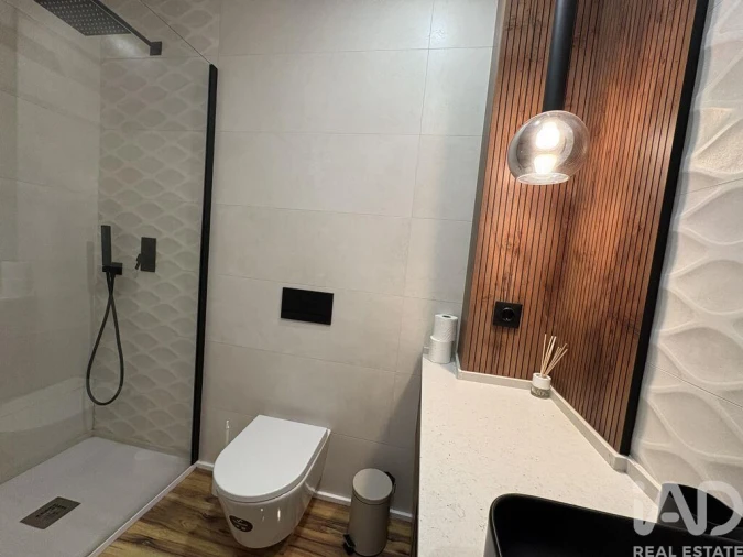 Apartamento T2 para Venda em Quarteira Foto 8
