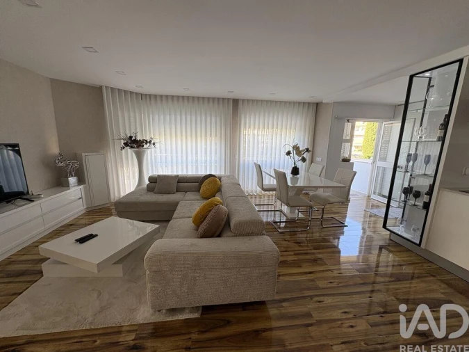 Apartamento T2 para Venda em Quarteira Foto 13