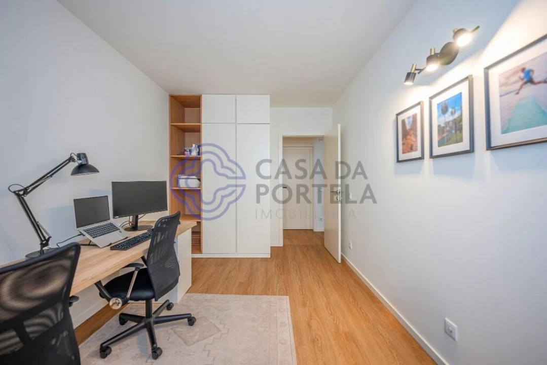 Apartamento T3 para Venda em Campanhã Foto 34