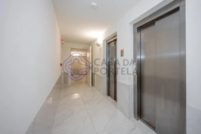 Apartamento T3 para Venda em Campanhã