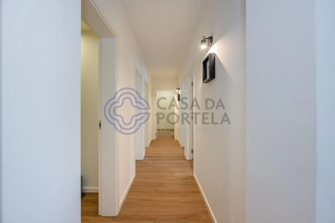 Apartamento T3 para Venda em Campanhã Foto 16