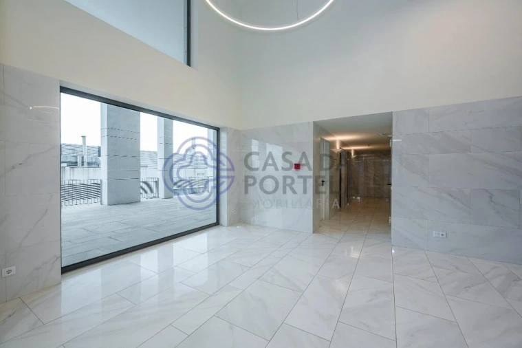 Apartamento T3 para Venda em Campanhã Foto 40