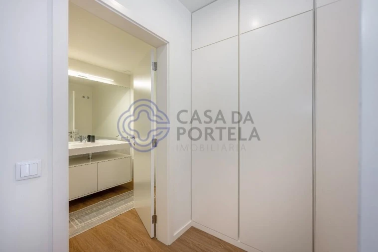 Apartamento T3 para Venda em Campanhã Foto 24